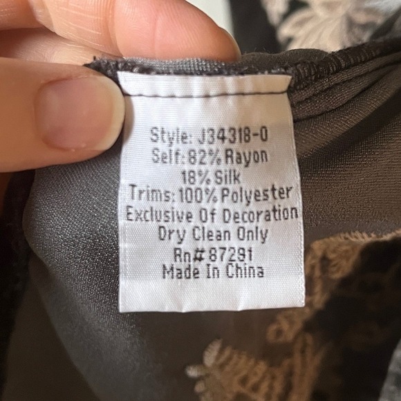 Johnny Was Othilia Embroidered Silk Velvet Kimono Sleeve Dress Gray Sz S - Picture 12 of 15